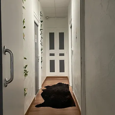 Apartment N1 Combes